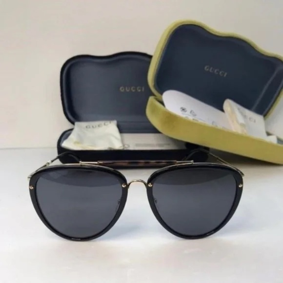 GUCCI Aviator Gold and Gray Aviator Sunglasses Unisex GG0062S GG0062S-011 NWT - Picture 6 of 8